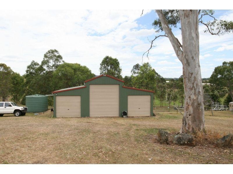 92 Robert Road, Chatsworth QLD 4570
