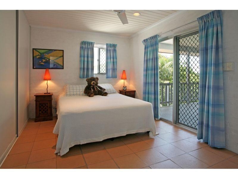 10 Calliandra Grove, Peregian Beach QLD 4573