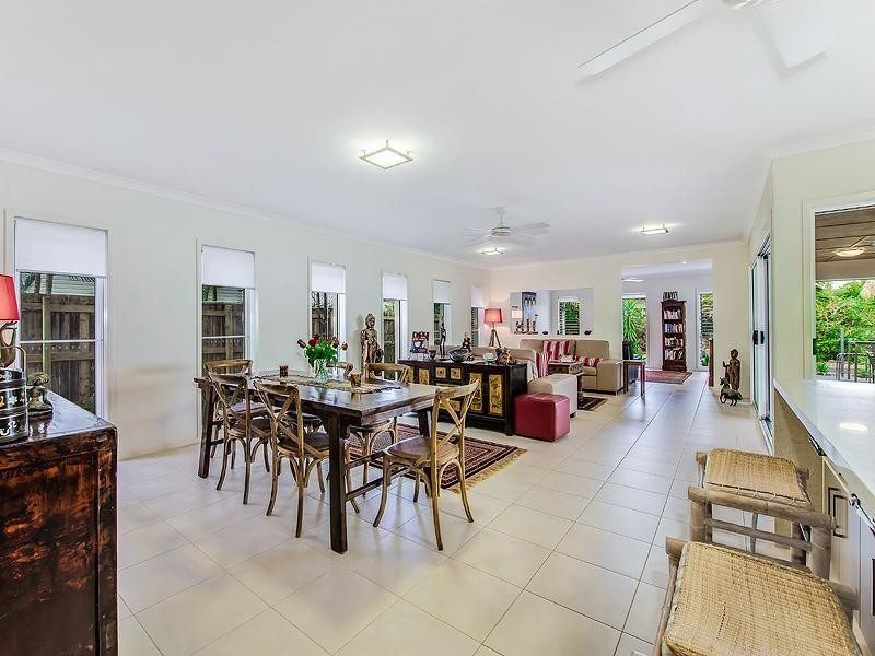 6 Hygieta Street, Noosaville QLD 4566