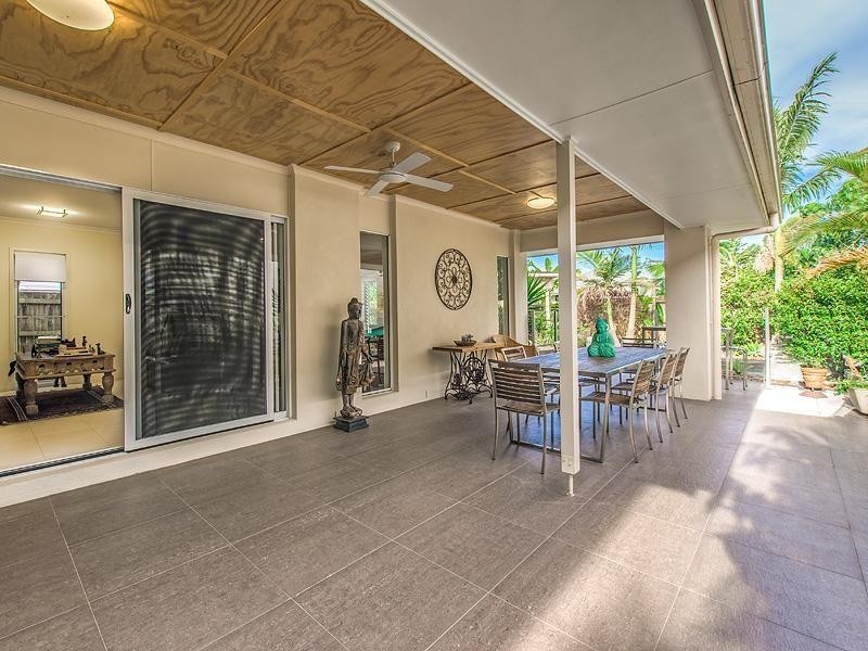 6 Hygieta Street, Noosaville QLD 4566