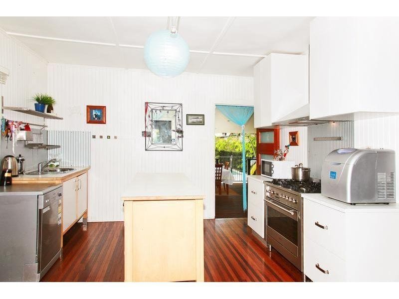 94 Moorindil Street, Tewantin QLD 4565