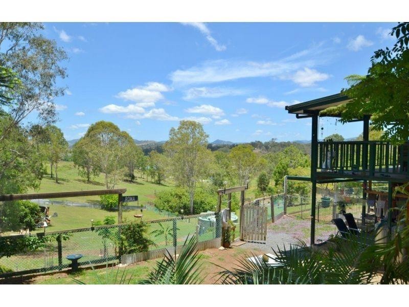 16 Corbet Road, Jones Hill QLD 4570