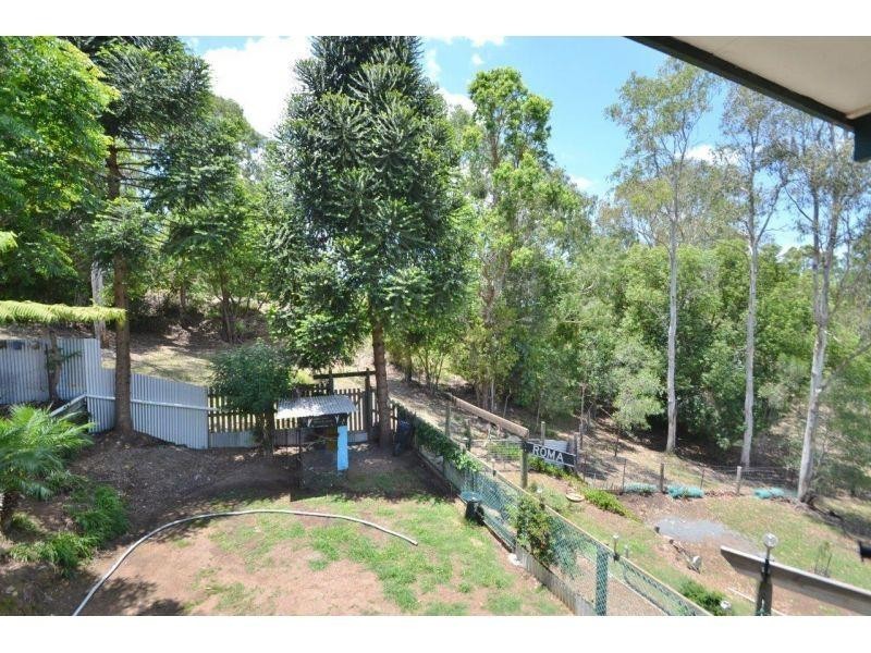 16 Corbet Road, Jones Hill QLD 4570