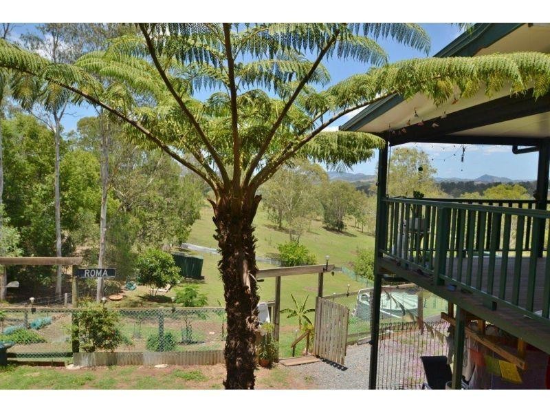 16 Corbet Road, Jones Hill QLD 4570