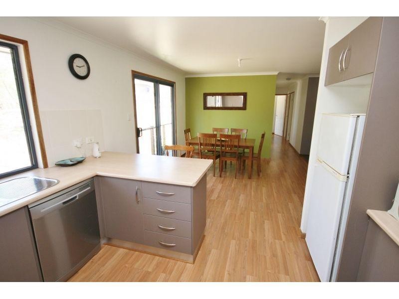 11  Parakeet Court, Tamaree QLD 4570