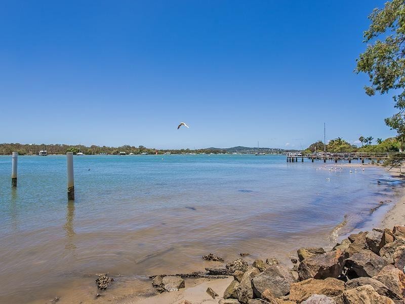 57 – 59 Hilton Esplanade, Noosaville QLD 4566