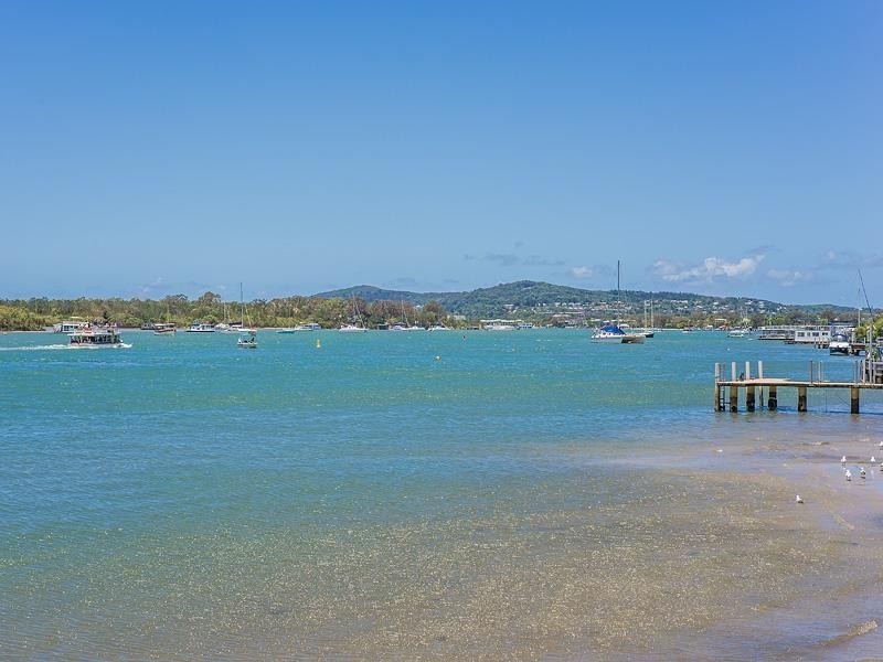 57 – 59 Hilton Esplanade, Noosaville QLD 4566
