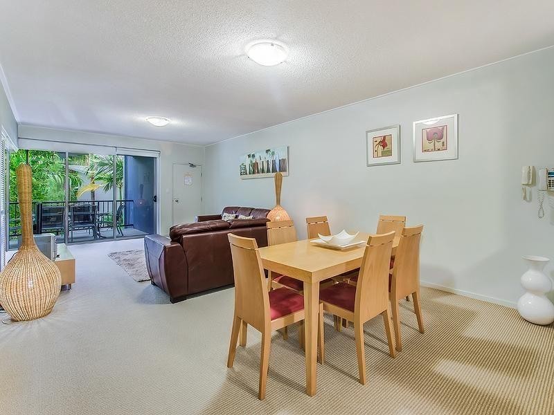 2/283-285 Weyba Road, Noosaville QLD 4566