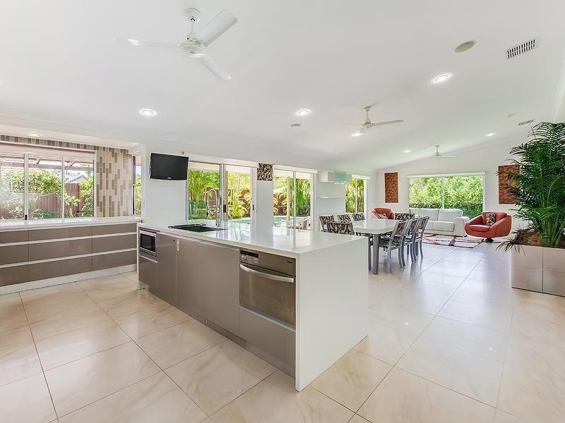 6 Broadreach Court, Noosaville QLD 4566