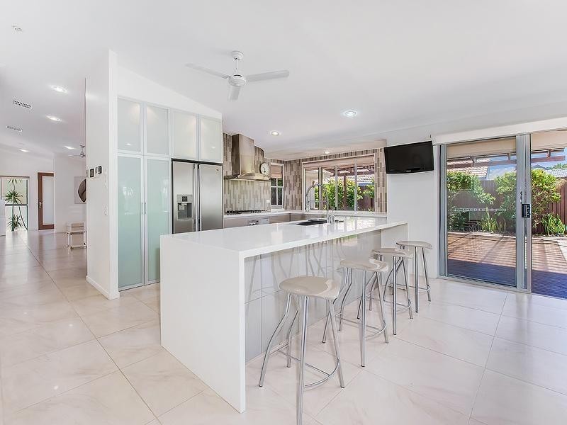 6 Broadreach Court, Noosaville QLD 4566