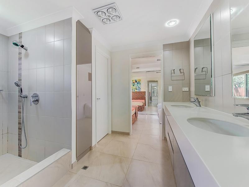 6 Broadreach Court, Noosaville QLD 4566