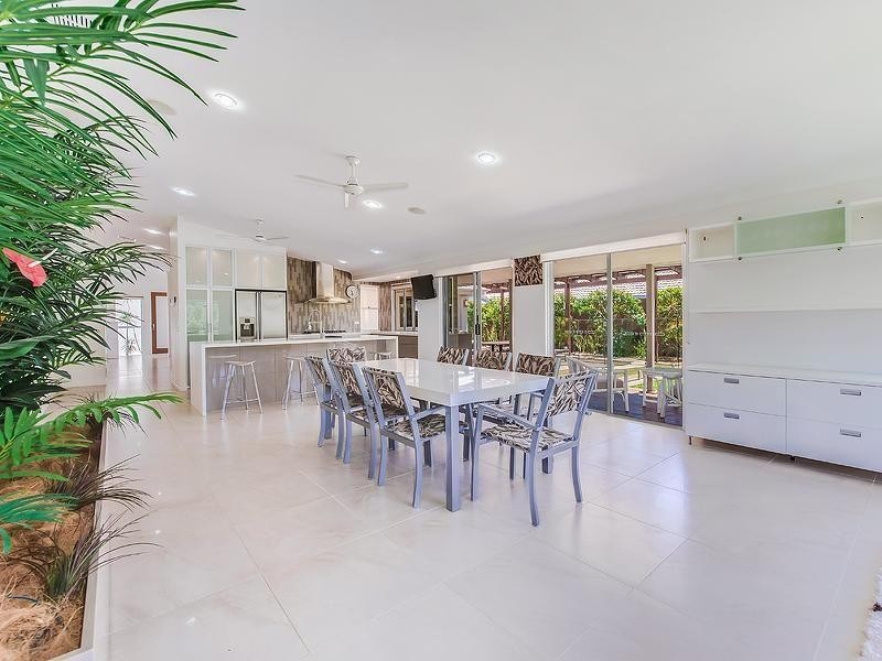 6 Broadreach Court, Noosaville QLD 4566