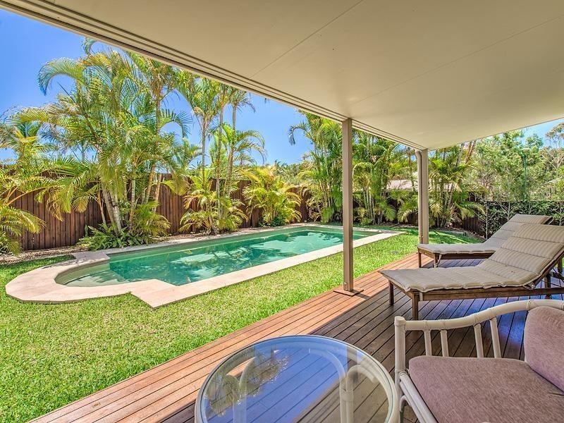 6 Broadreach Court, Noosaville QLD 4566