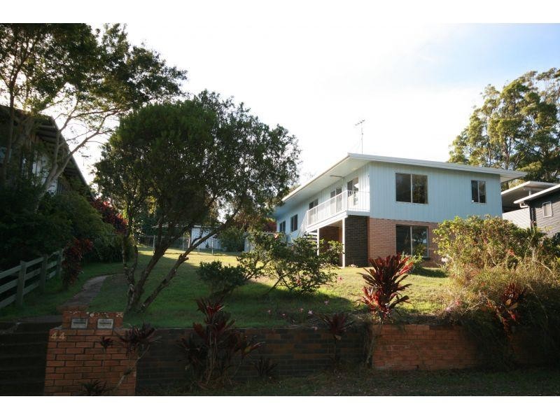 44 Boreen Parade, Boreen Point QLD 4565