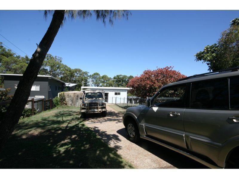 44 Boreen Parade, Boreen Point QLD 4565
