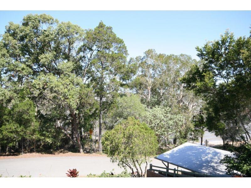 44 Boreen Parade, Boreen Point QLD 4565