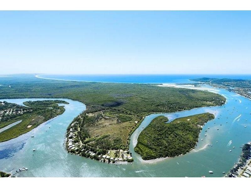 20 Noosa River Dve, Noosa North Shore QLD 4565