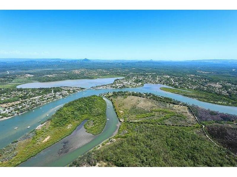 20 Noosa River Dve, Noosa North Shore QLD 4565