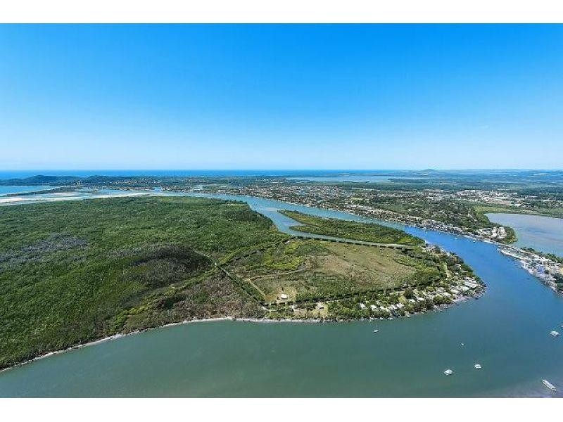 20 Noosa River Dve, Noosa North Shore QLD 4565