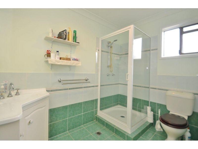 9 Luckona Court, Southside QLD 4570