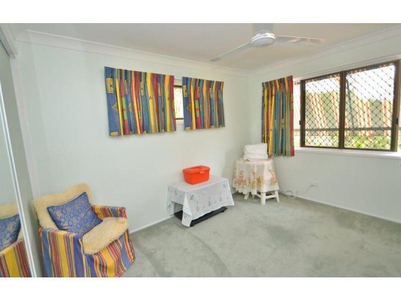 9 Luckona Court, Southside QLD 4570