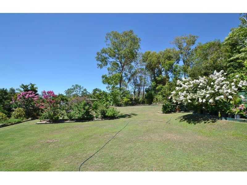 9 Luckona Court, Southside QLD 4570