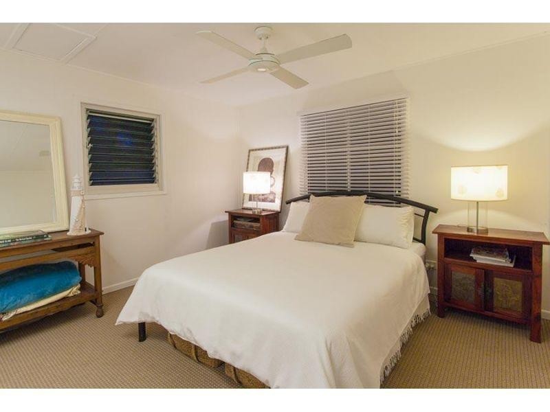 23 Noosa River Dr, Noosa Heads QLD 4567