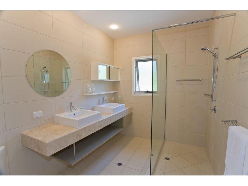 2/31 Viewland Drive, Noosa Heads QLD 4567