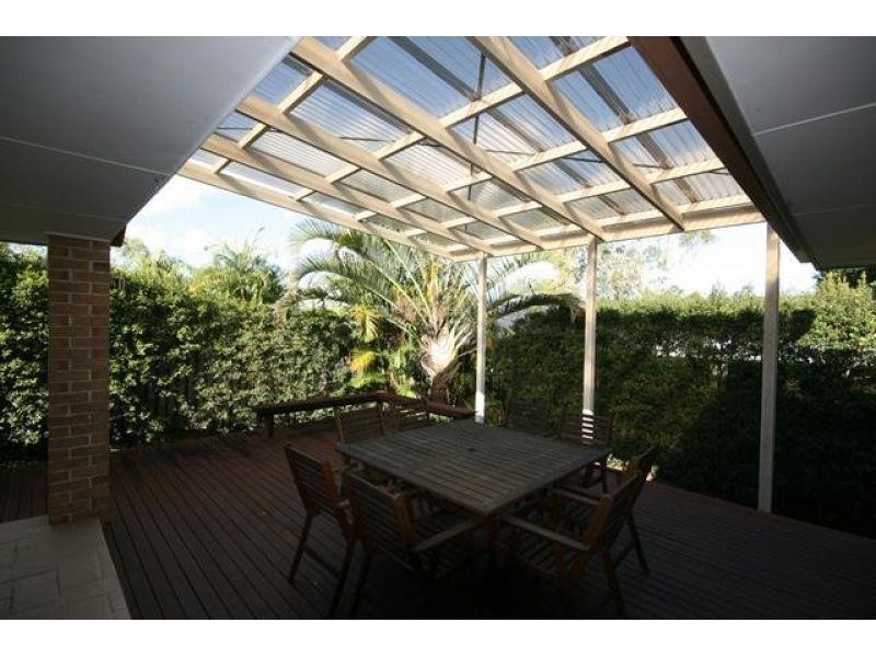 2 Honeyeater Avenue, Noosaville QLD 4566