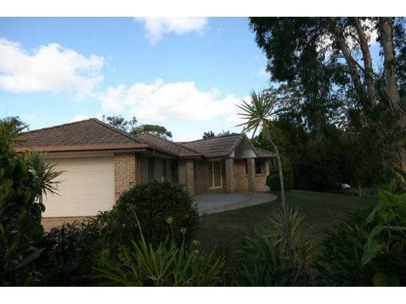 2 Honeyeater Avenue, Noosaville QLD 4566