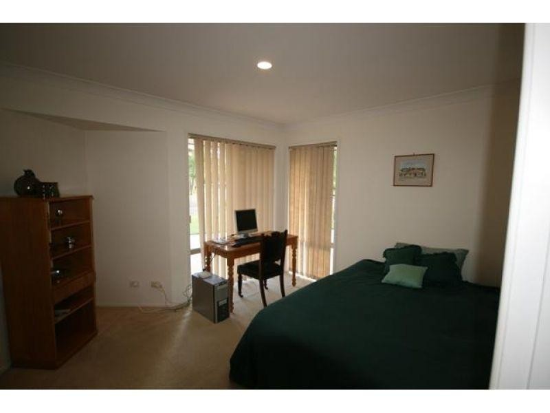 2 Honeyeater Avenue, Noosaville QLD 4566