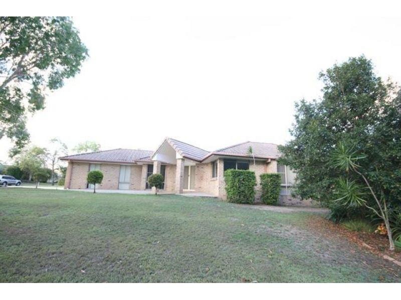 2 Honeyeater Avenue, Noosaville QLD 4566
