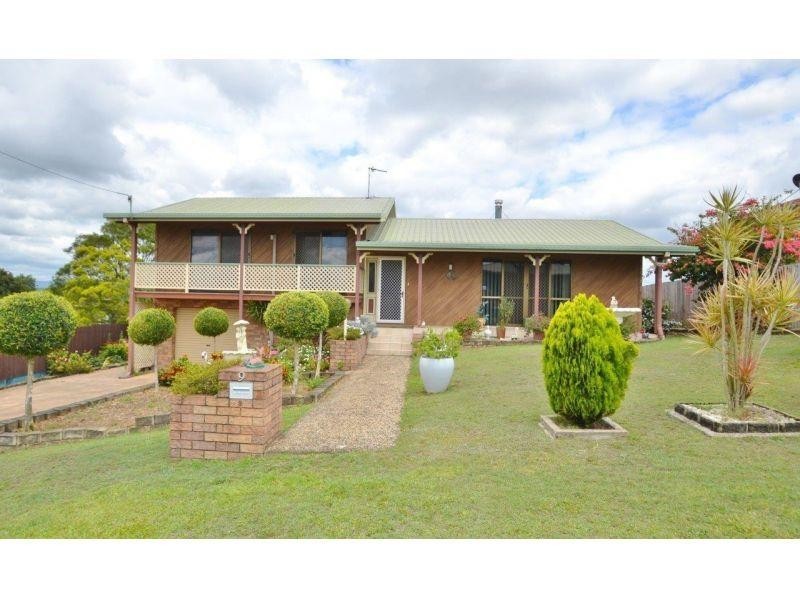 9  McAuliffe Road, Monkland QLD 4570