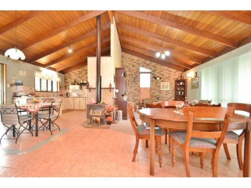 9  McAuliffe Road, Monkland QLD 4570