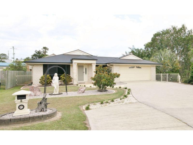 9 Castlereagh Court, Southside QLD 4570