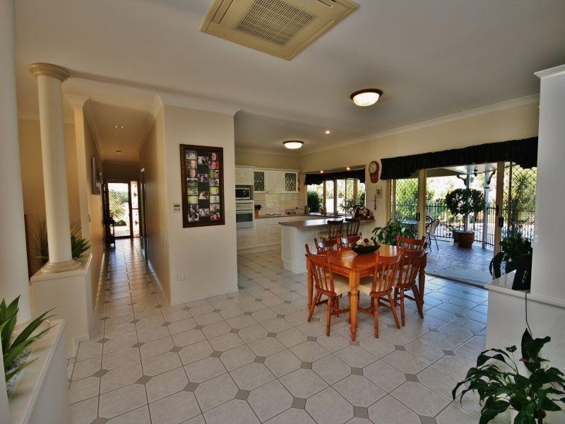 4 City View Drive, The Dawn QLD 4570