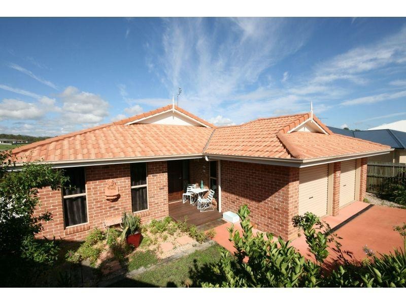 8 Managers Court, Jones Hill QLD 4570