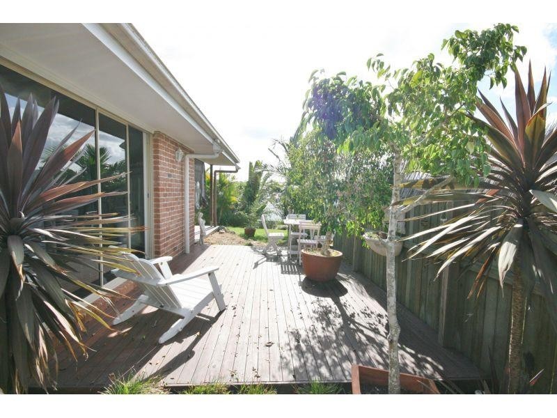 8 Managers Court, Jones Hill QLD 4570