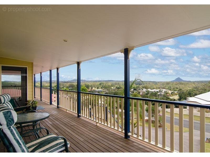 33 Kensington Drive, Cooroy QLD 4563