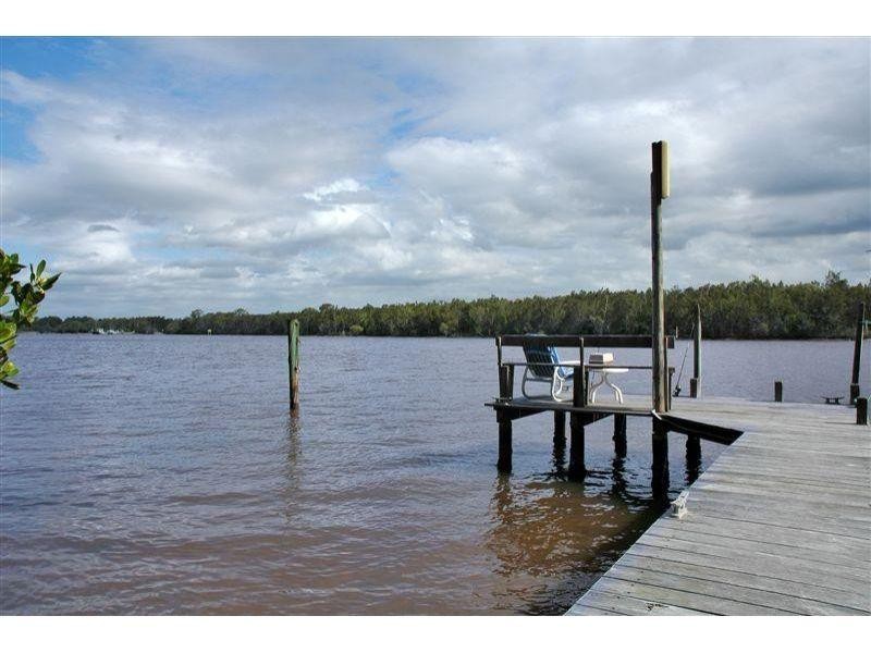 13 Maximillian Road, Noosa North Shore QLD 4565