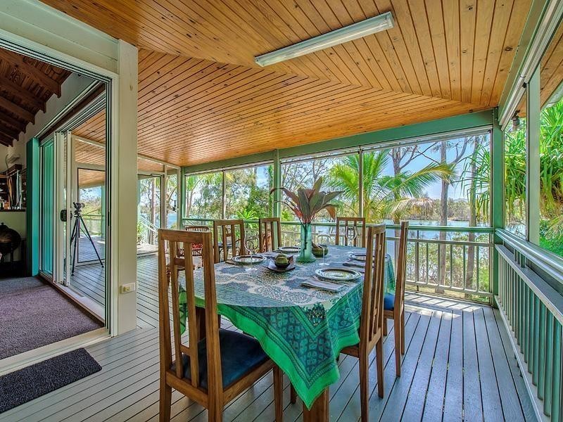 13 Maximillian Road, Noosa North Shore QLD 4565