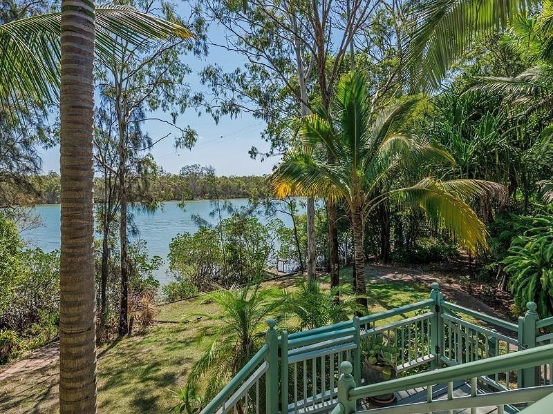 13 Maximillian Road, Noosa North Shore QLD 4565