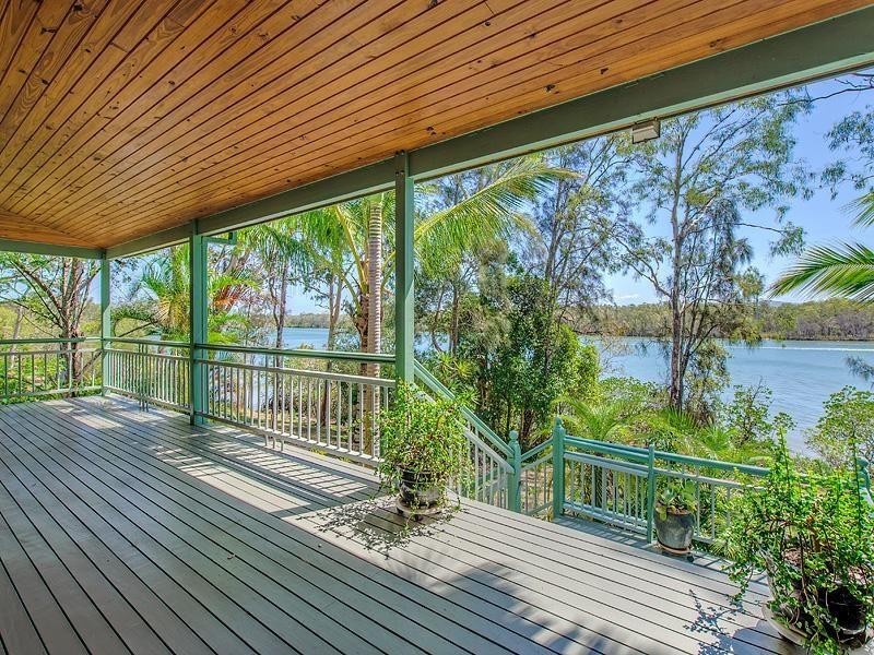 13 Maximillian Road, Noosa North Shore QLD 4565