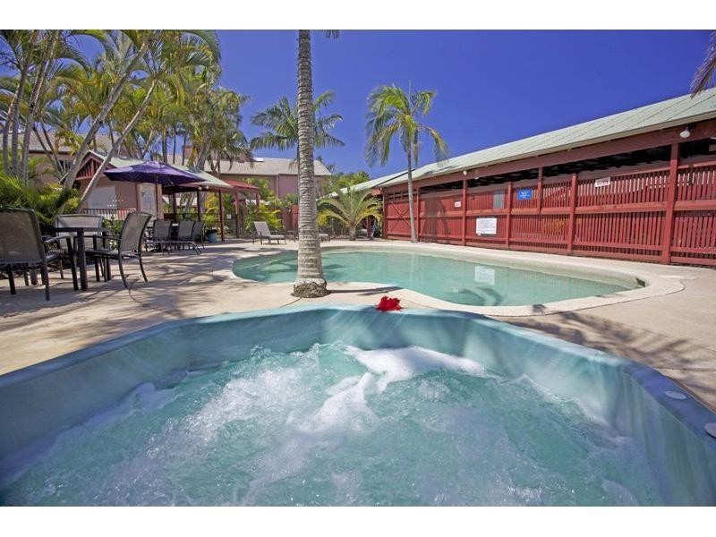 107/24 Lake Weyba Dr, Noosaville QLD 4566