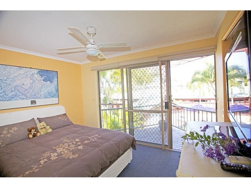 107/24 Lake Weyba Dr, Noosaville QLD 4566