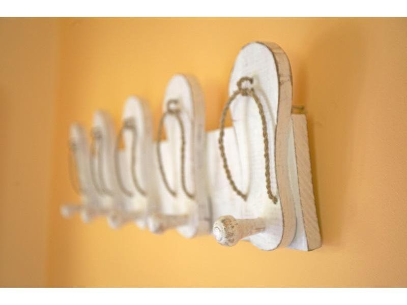 107/24 Lake Weyba Dr, Noosaville QLD 4566