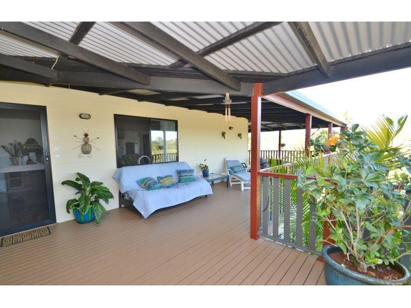 30 Robert Road, Chatsworth QLD 4570