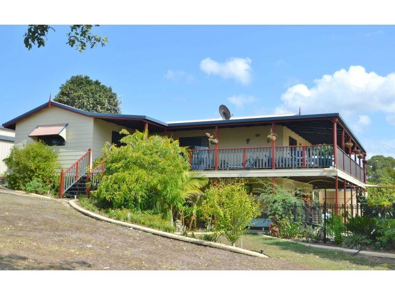 30 Robert Road, Chatsworth QLD 4570