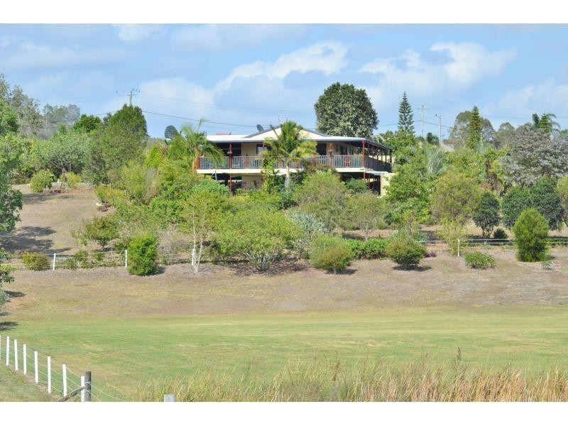 30 Robert Road, Chatsworth QLD 4570