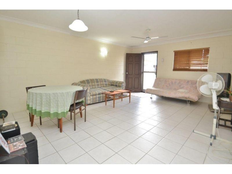 9 & 11 Johnstone Road, Southside QLD 4570